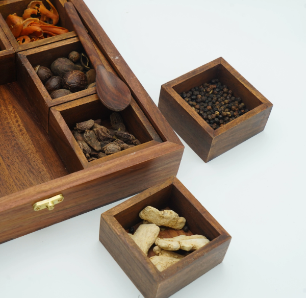 Premium Wooden Spice Box with Glass Lid – 9 Compartments & Spoon