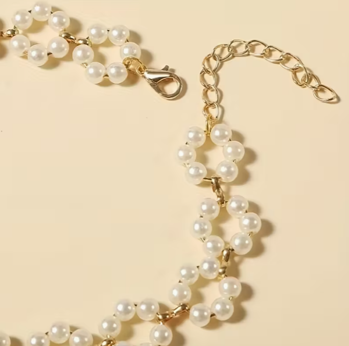 JQ7221 Women's Retro Minimalist Imitation Pearl Necklace - Golden-Tone Chain with White Imitation Pearl, Lightweight Elegant Clavicle Chain for Daily Wear & Parties, Timeless Versatile Jewelry Gift, Party Accessory