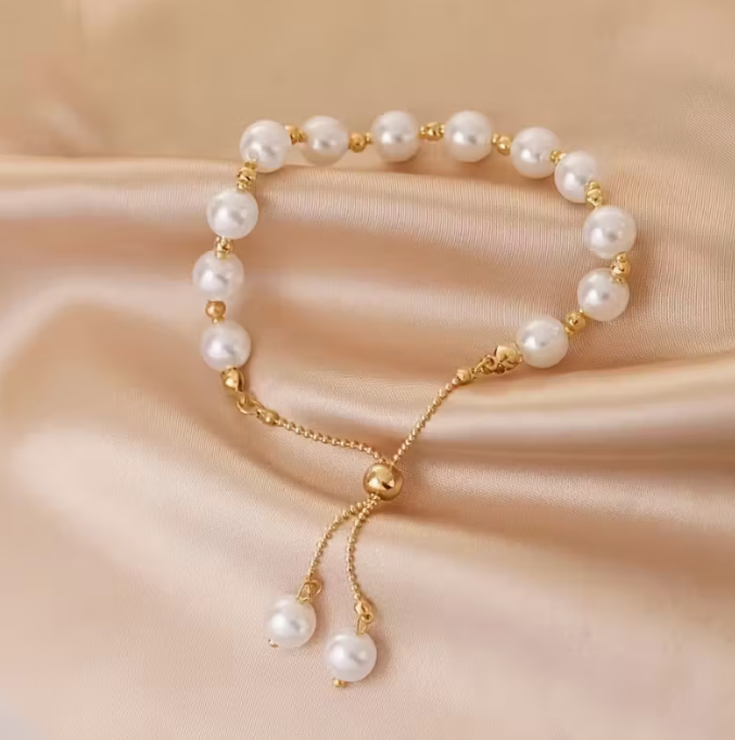 1pc Women'S Elegant Imitation Pearl Bracelet - Minimalist Everyday & Formal Jewelry with Delicate Chain, KC Golden Plated Imitation Pearl Chain for Everyday, Parties, Gifts - Year-Round Luxury Accessory for Women & Teens, Party Accessory